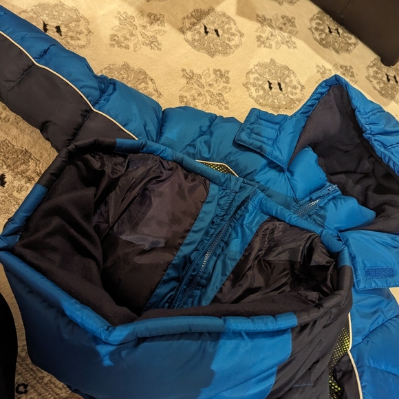 Boys Large 14/19 Winter Jacket - Vertical 9 - Picture 6 of 13